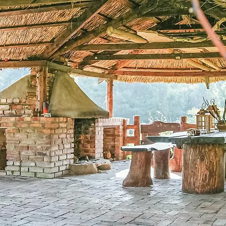 Ostoja Szmana Holiday home *