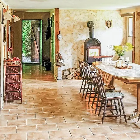 Ostoja Szmana Holiday home Wegorzyno